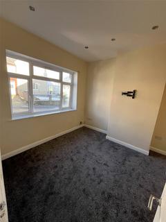 2 bedroom terraced house to rent, Wheatley Lane, Lee Mount, Halifax, HX3