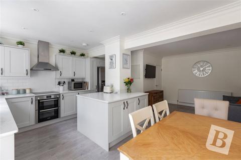 46 Meadowside Road, Upminster, RM14 3YT
