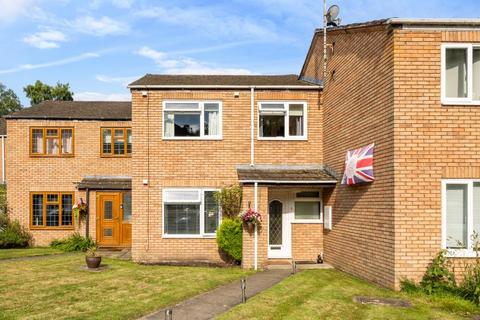 126 Liddell Way, Ascot, SL5 9UZ