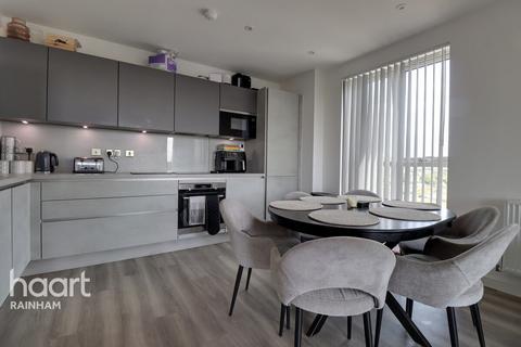 2 bedroom apartment for sale, Portland House, Rainham, RM13 8RR