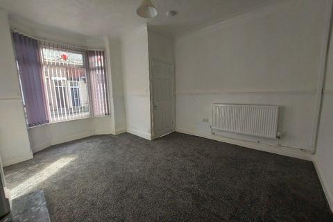 2 bedroom terraced house to rent, Kindersley Street, Middlesbrough TS3