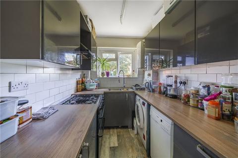 1, Ray Court Ray Gardens, Stanmore, HA7 3DR