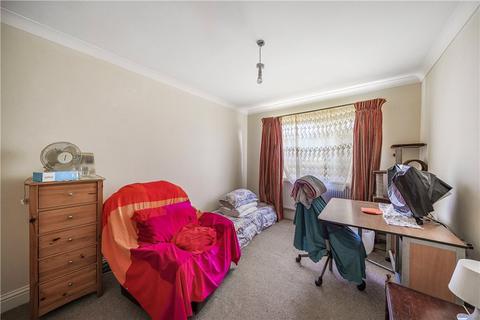 1, Ray Court Ray Gardens, Stanmore, HA7 3DR