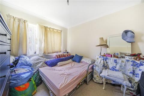 1, Ray Court Ray Gardens, Stanmore, HA7 3DR