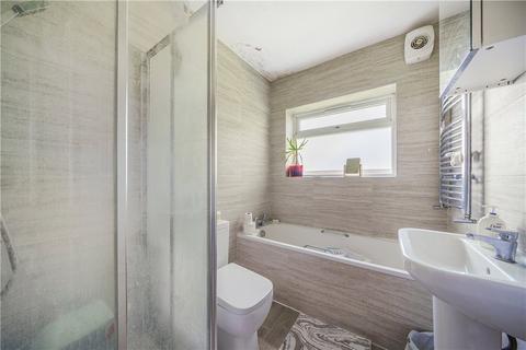 1, Ray Court Ray Gardens, Stanmore, HA7 3DR