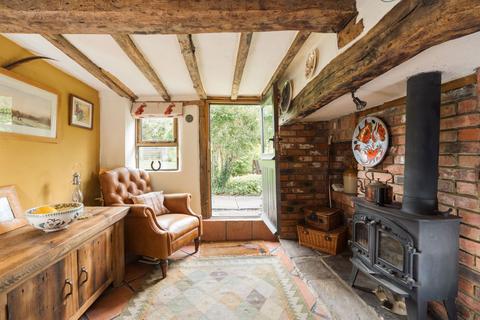 3 bedroom cottage for sale, High Street, Bedford MK44