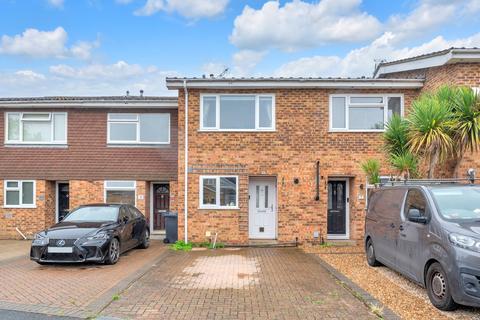 2 bedroom terraced house for sale, Aymer Drive, Staines-upon-Thames, TW18