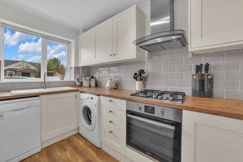 2 bedroom terraced house for sale, Aymer Drive, Staines-upon-Thames, TW18