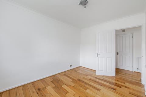 2 bedroom apartment for sale, Dene Court, Hanwell, W7