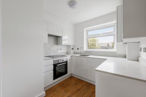 15, Dene Court Cambridge Road, London, W7 3PD