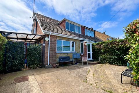 7 Clapgate Drive, Little Clacton, Clacton-on-sea, CO16 9PP