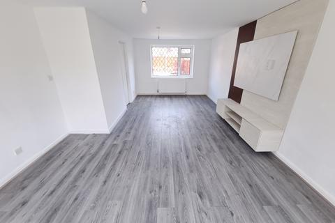 17 Pickmere Close, Droylsden, Manchester, M43 7FF