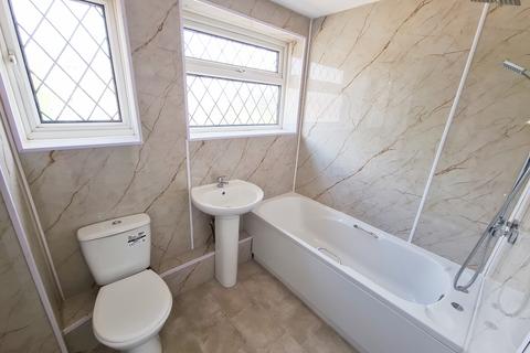 17 Pickmere Close, Droylsden, Manchester, M43 7FF