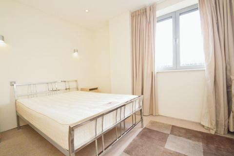 2 bedroom flat to rent, Plumbers Row, Aldgate East, E1