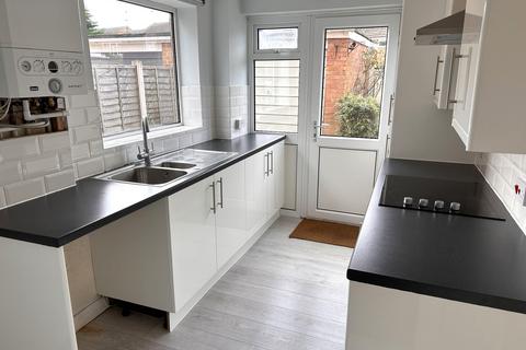 14 Alne Bank Road, Alcester, B49 6QU