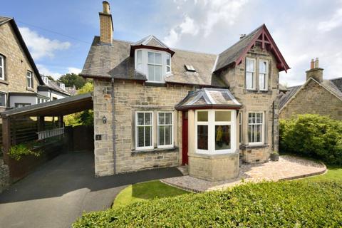 7 Lockhart Place, Hawick, TD9 9JR