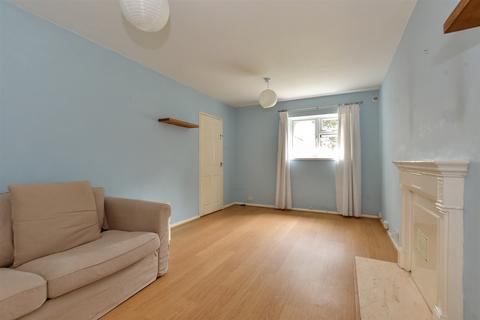 120 Upper Walthamstow Road, London, E17 3QQ