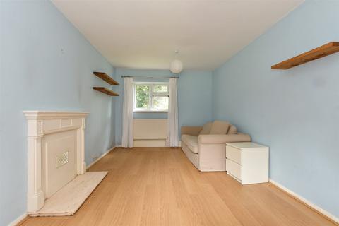 120 Upper Walthamstow Road, London, E17 3QQ