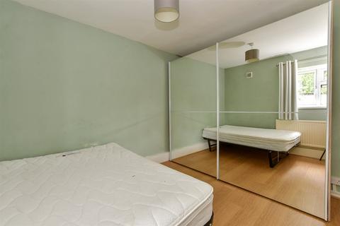 1 bedroom ground floor flat for sale, Upper Walthamstow Road, Walthamstow