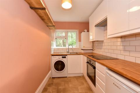 1 bedroom ground floor flat for sale, Upper Walthamstow Road, Walthamstow