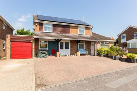 3 Champs Close, Abingdon, OX14 2NB