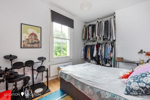 2 bedroom flat for sale, Stavordale Road, London, N5