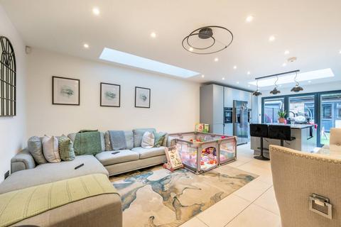 13 Claude Road, London, E13 0QB