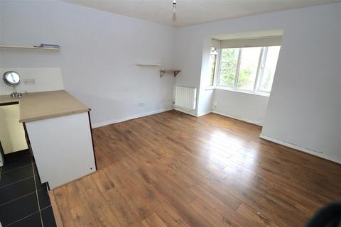 Studio for sale, Churchill Court, Ashbourne Road, London, W5