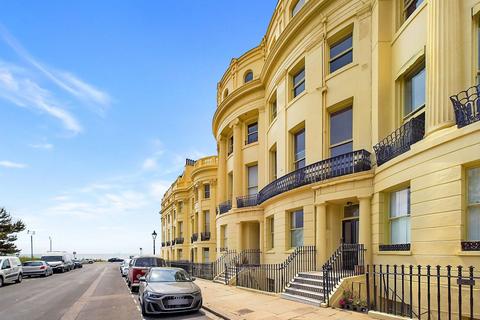 Studio for sale, Brunswick Square, Hove, BN3 1EF