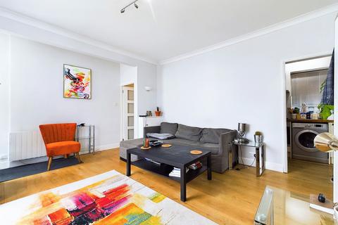 Studio for sale, Brunswick Square, Hove, BN3 1EF