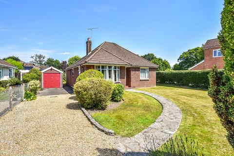 2 bedroom detached bungalow for sale, Southampton Road, Cadnam, Southampton, SO40