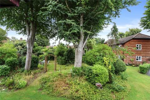 2 bedroom retirement property for sale, Linden Court, Linden Chase, Uckfield, East Sussex, TN22