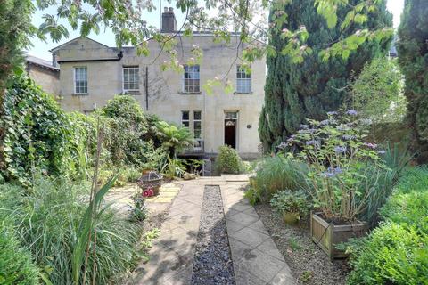 3 bedroom semi-detached house for sale, Eldon Square, Reading