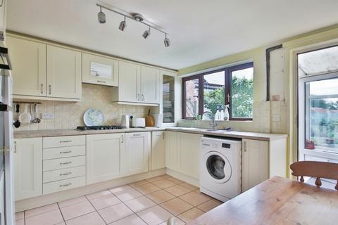 undefined, High Street, Barrow-Upon-Humber, DN19 7AA