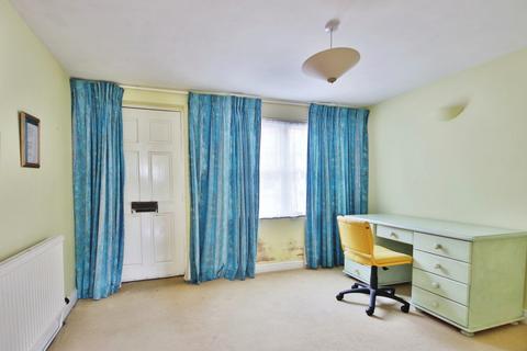 undefined, High Street, Barrow-Upon-Humber, DN19 7AA