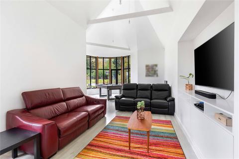 Lake Cottage Broadbridge Lane, Smallfield, Horley, RH6 9RF