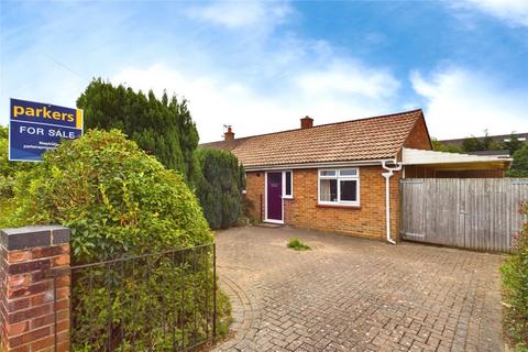 2 bedroom bungalow for sale, Longcroft Road, Thatcham, Berkshire, RG19