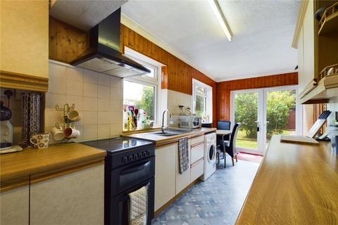 2 bedroom bungalow for sale, Longcroft Road, Thatcham, Berkshire, RG19