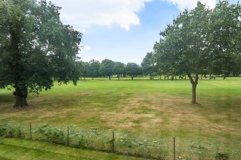 Tanglewood Park Road, Stoke Poges, Slough, SL2 4PJ