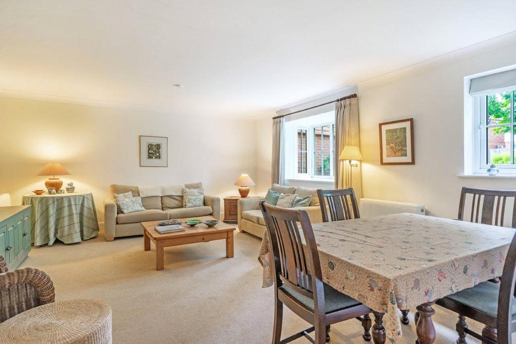 Sitting Dining Room