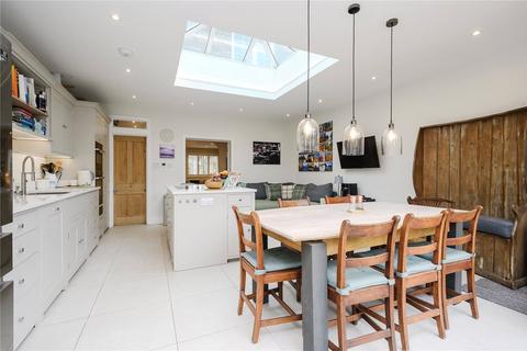 28 Bearfield Road, Kingston Upon Thames, KT2 5ET