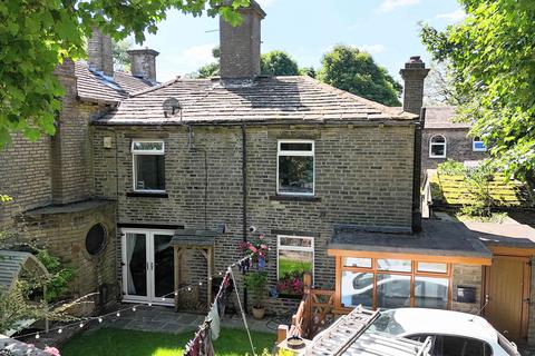 2 bedroom cottage for sale, Brighouse & Denholme Gate Road, Halifax HX3