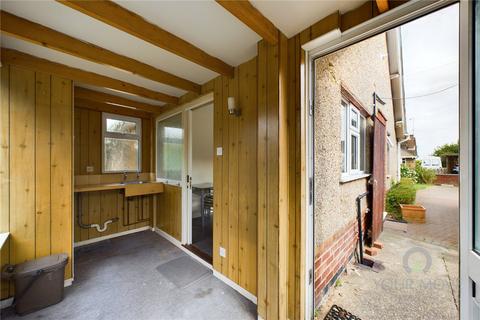 1 Eastern Close, Northampton, NN2 7AU