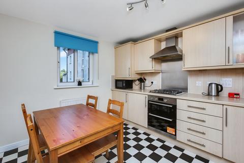 2 bedroom flat for sale, 5/8 Allanfield Place, Leith, EH7 5AJ