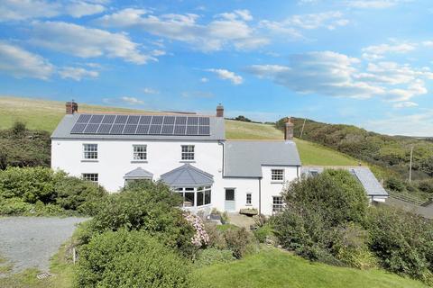 5 bedroom detached house for sale, Bude, Cornwall