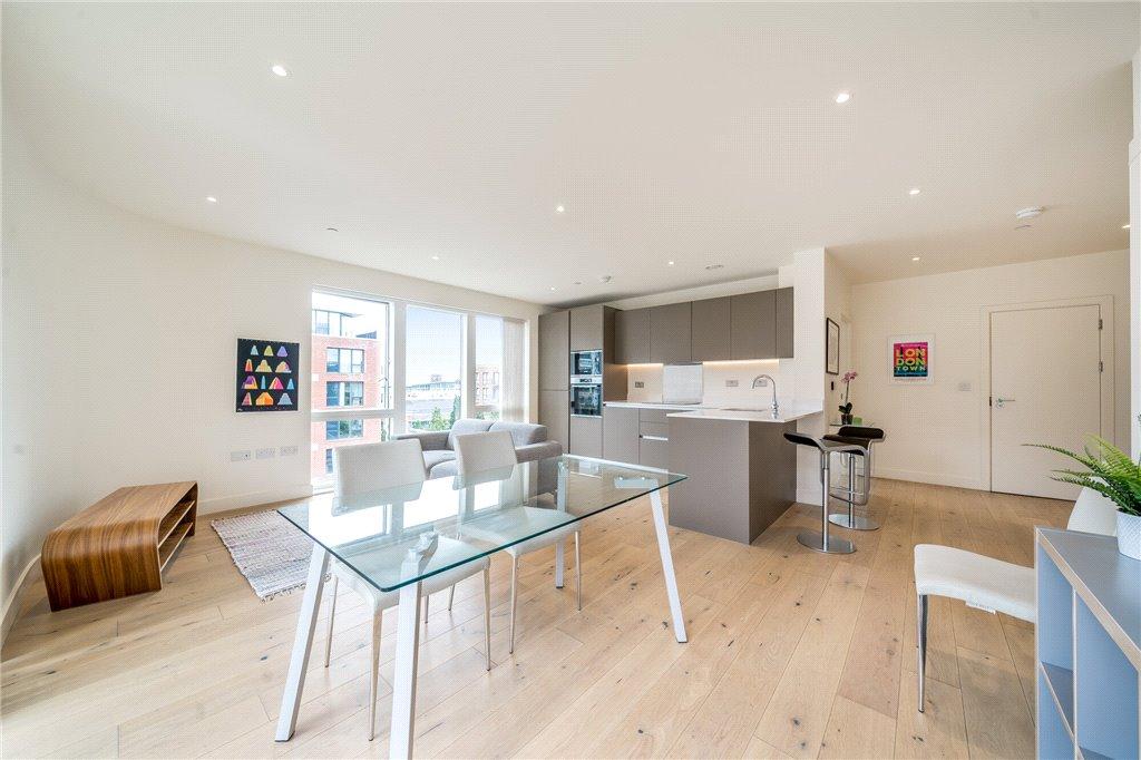 Dining Room/Kitchen