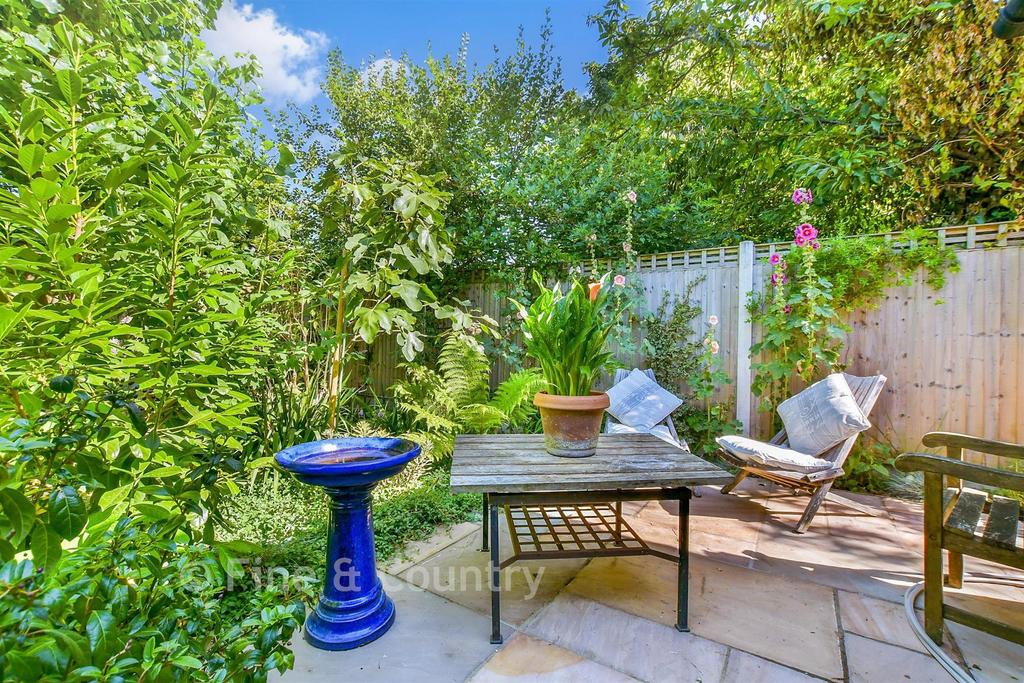 Patio / Decking
