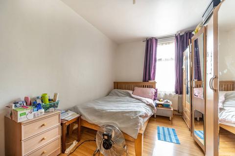 3 bedroom house for sale, Cann Hall Road, Leytonstone, London, E11