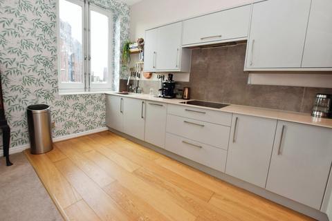 2 bedroom flat to rent, The Royal, Wilton Street, Salford, M3