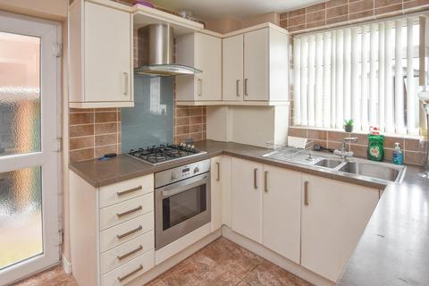 3 bedroom semi-detached house for sale, Ambergate, Skelmersdale, WN8 9JN